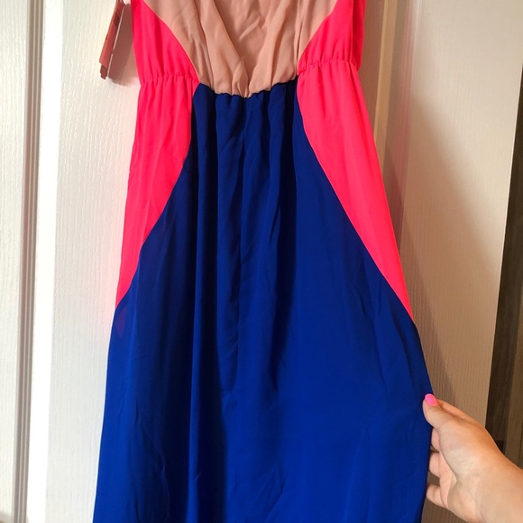NWT Gianni Bini Long Sleeveless Dress - Picture 7 of 11